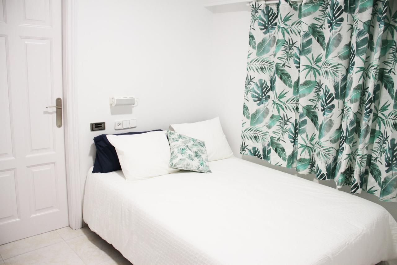 Hugo Beach Hotel & Apartments Gandia Exterior photo